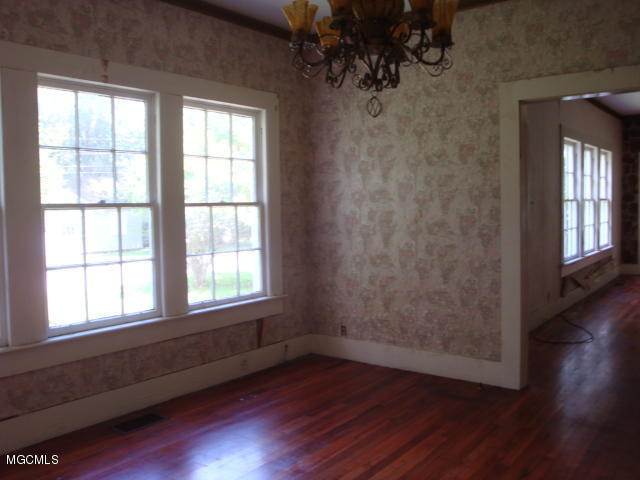 5007 Beardslee Street Moss Point, MS 39563 - Photo 6 of 16 DSC08307