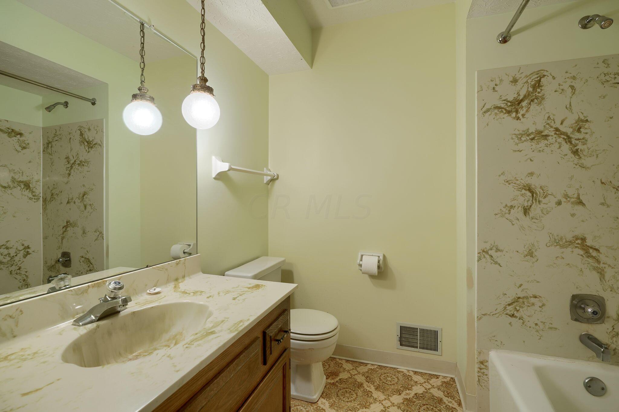 1008 Rutland Way Columbus, OH 43085 - Photo 33 of 41 1008 Rutland Way (33)