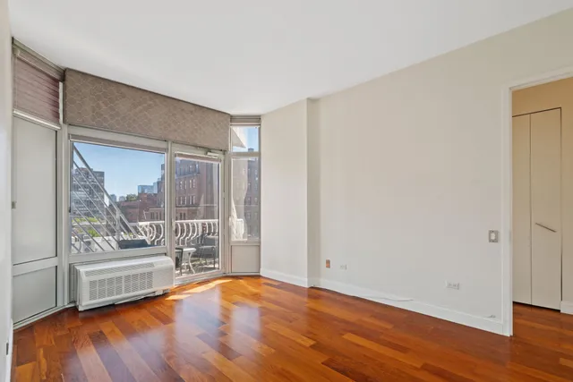 $2,200,000 | 200 East 32nd Street, Unit 9B | Kips Bay