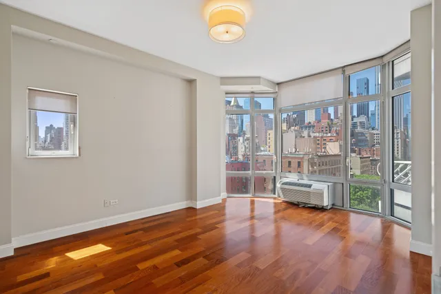 $2,200,000 | 200 East 32nd Street, Unit 9B | Kips Bay