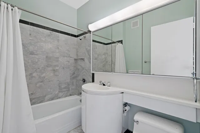 $2,200,000 | 200 East 32nd Street, Unit 9B | Kips Bay