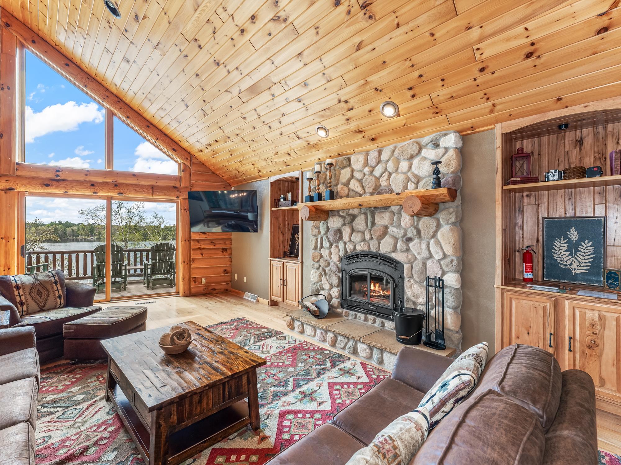 3717 Chain O Lakes Road Eagle River, WI 54521 - Photo 12 of 79 Gallery Image 12