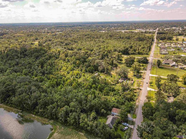 $475,000 | 39061 La Highway, Prairieville, LA 70769