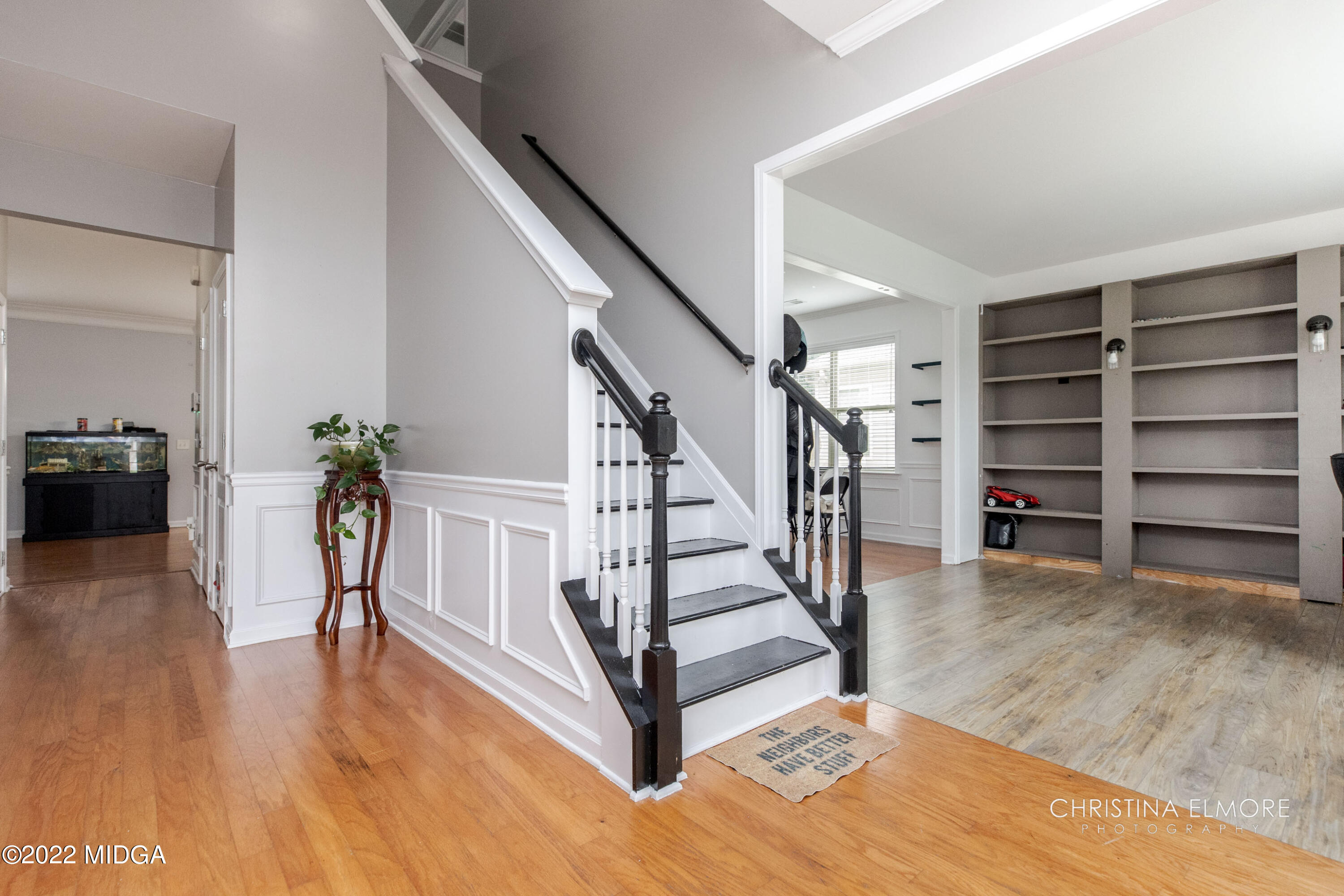 209 McEwen Court Perry, GA 31069 - Photo 5 of 39 a view of entryway and hall with wooden floor
