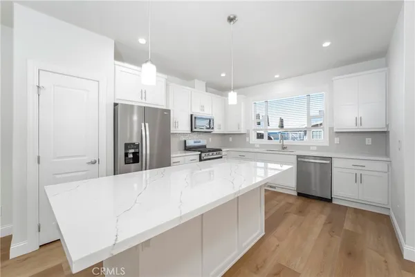 $445,000 | 14851 Jeffrey Road, Unit 145, Irvine, CA 92618