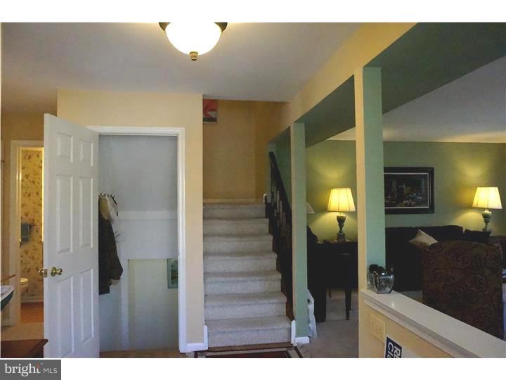 70 Soldiers Square Wayne, PA 19087 - Photo 2 of 23 Foyer