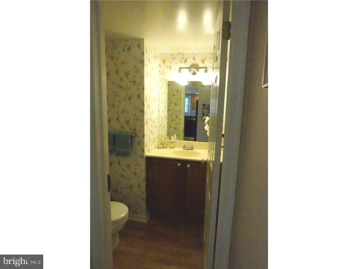 70 Soldiers Square Wayne, PA 19087 - Photo 11 of 23 Bathroom
