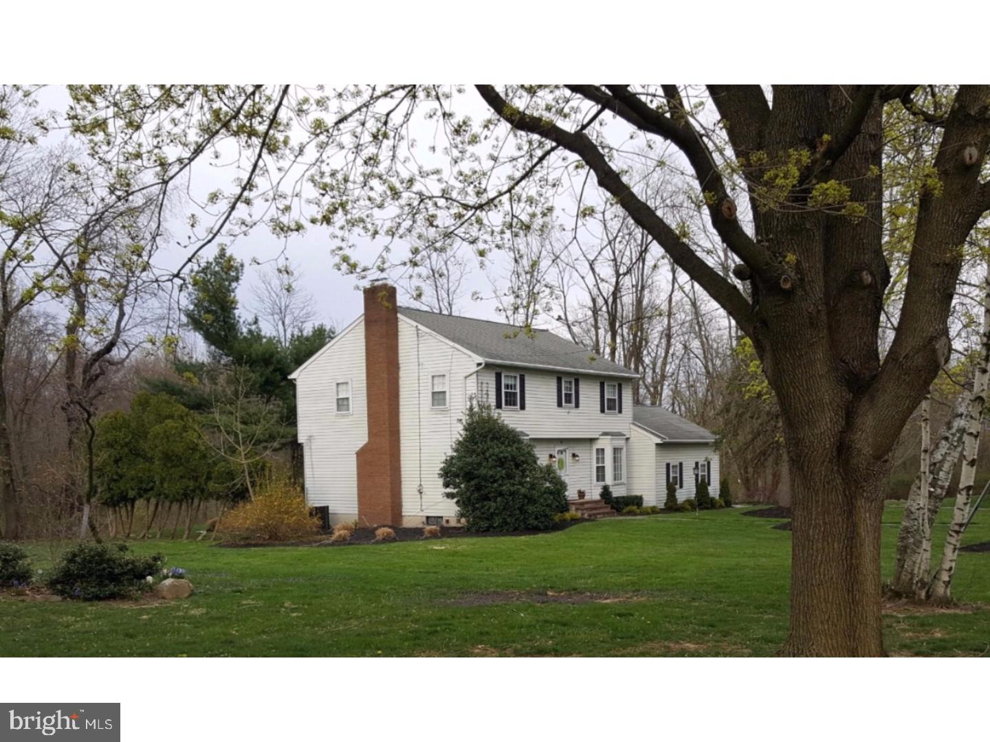 30 Crown Road Ewing, NJ 08638 - Photo 2 of 24 Front Yard