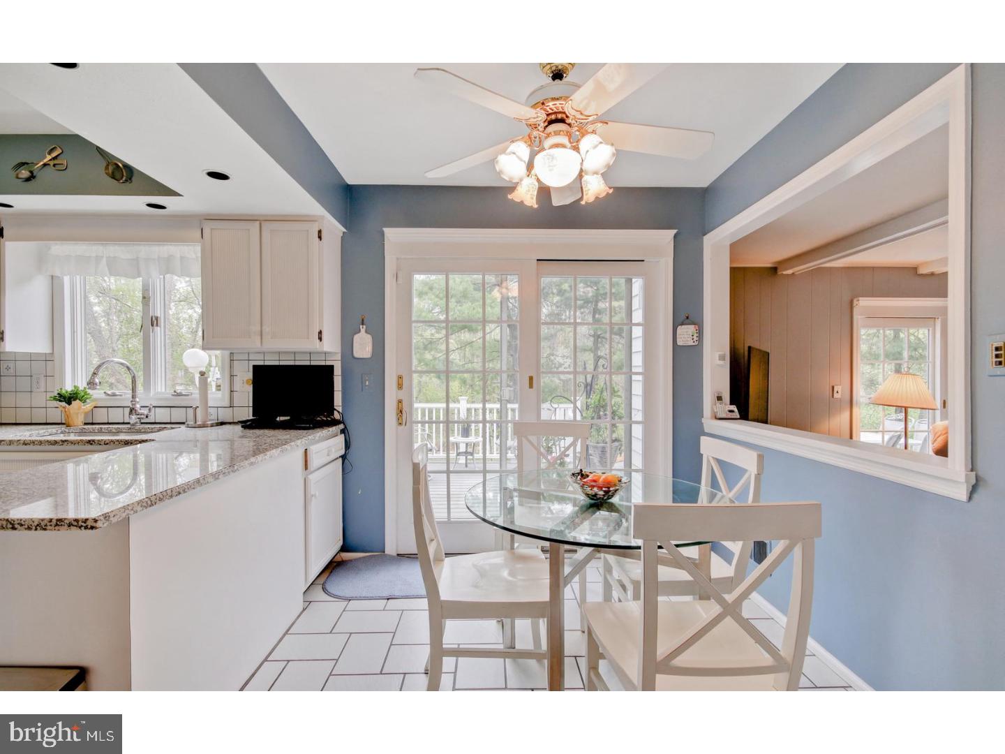 30 Crown Road Ewing, NJ 08638 - Photo 10 of 24 Breakfast Room