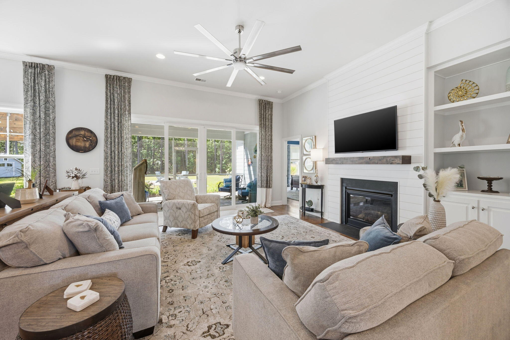 115 Beam Street Huger, SC 29450 - Photo 6 of 36 Living Room