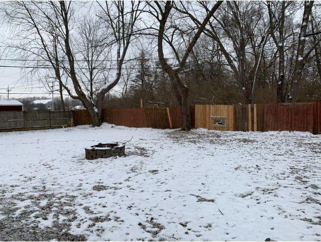 1704 South Hemlock Road Muncie, IN 47302 - Photo 3 of 21 Gallery Image 3