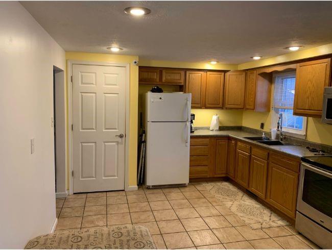 1704 South Hemlock Road Muncie, IN 47302 - Photo 7 of 21 Gallery Image 7
