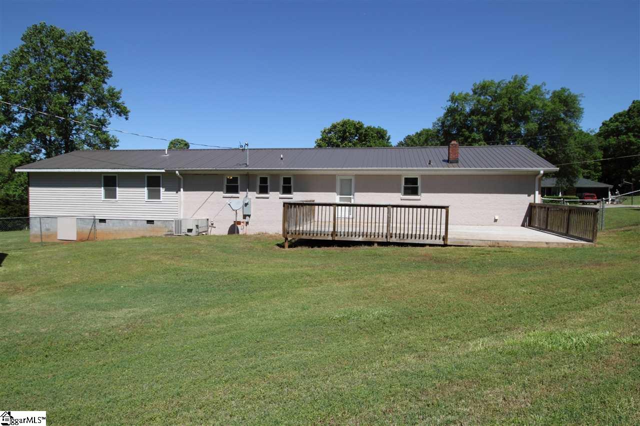 103 Maple Court Liberty, SC 29657 - Photo 2 of 29 Gallery Image 2