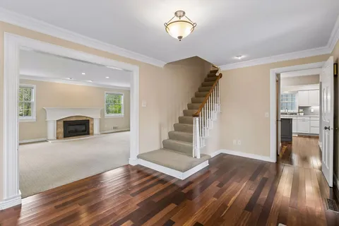 $699,900 | 15074 Highland Trail, Minnetonka, MN 55345