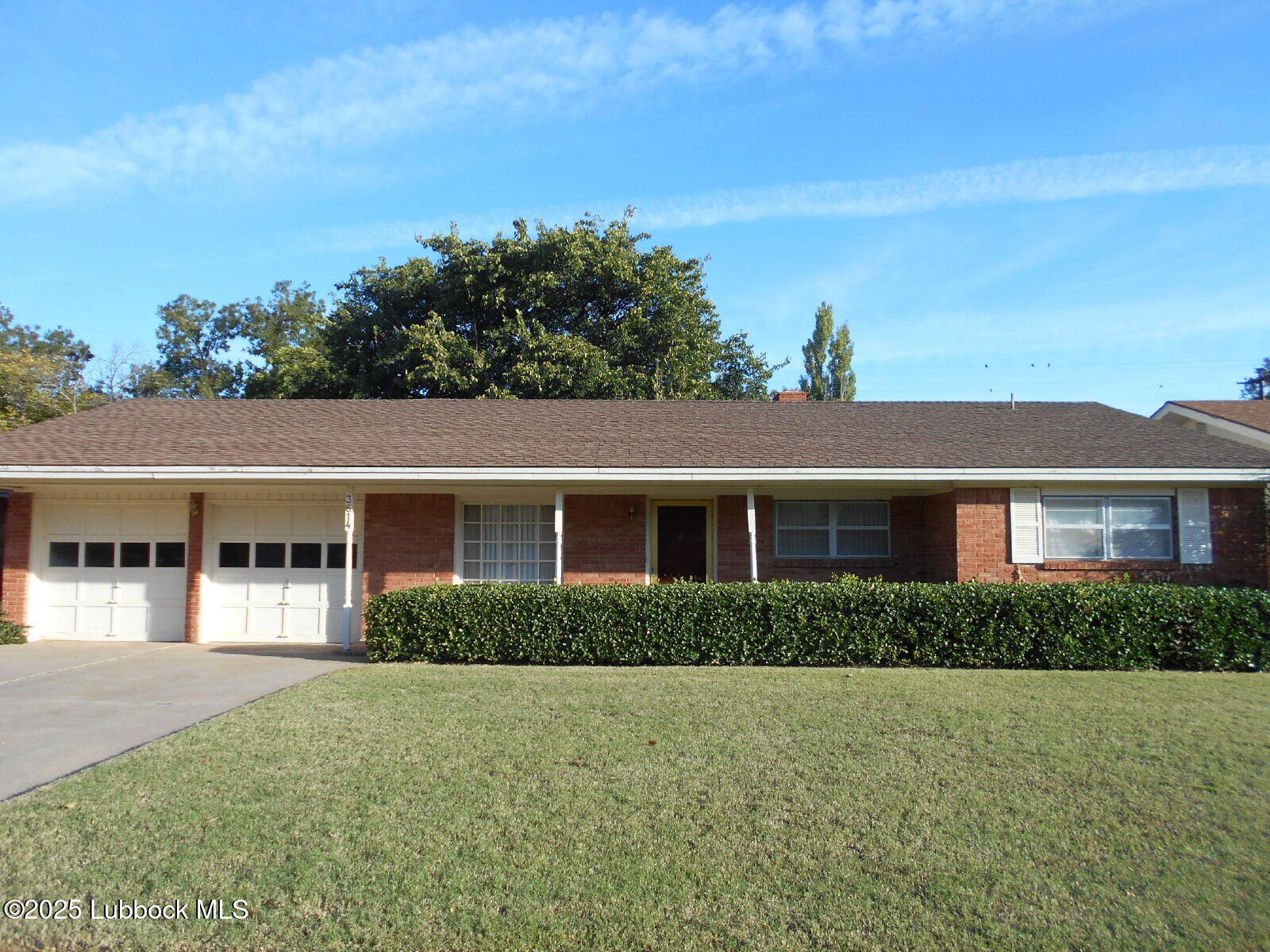 front view of house with a yard