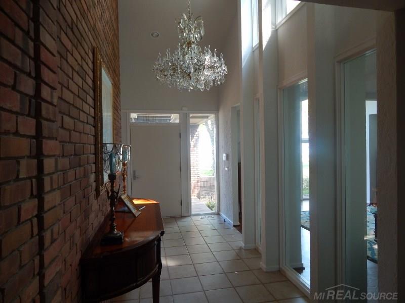 737 Lake Shore Road Grosse Pointe Shores, MI 48236 - Photo 22 of 25