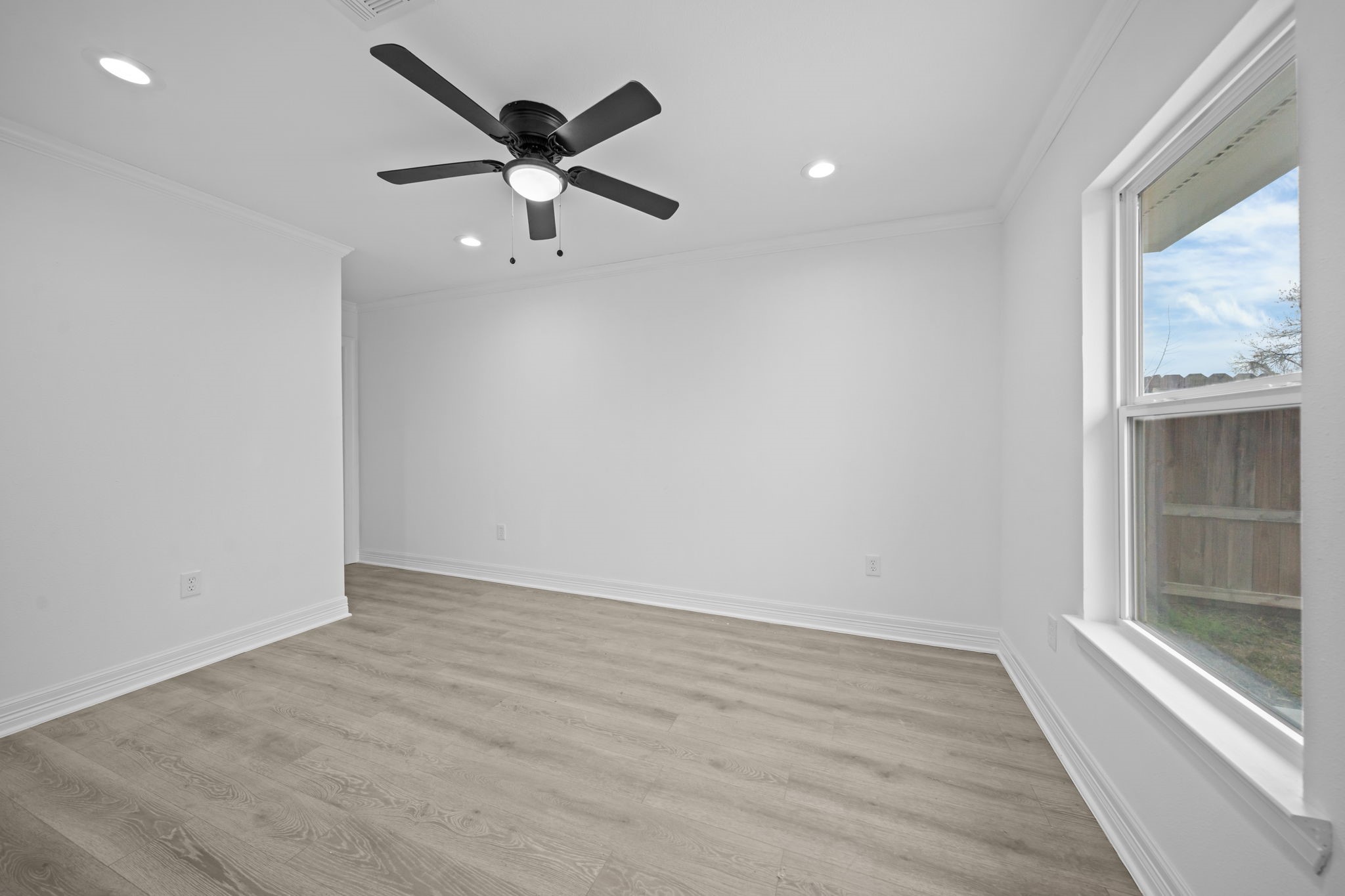 4930 Gren Street Houston, TX 77021 - Photo 11 of 27