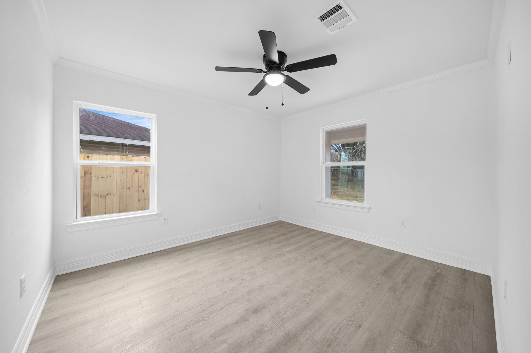 4930 Gren Street Houston, TX 77021 - Photo 13 of 27