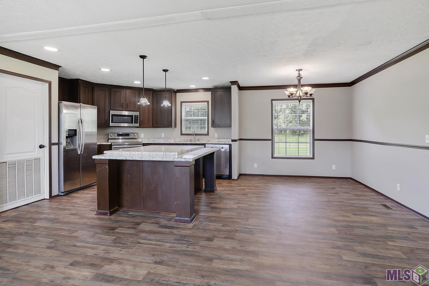 11575 Herman Ernest Road Denham Springs, LA 70706 - Photo 4 of 14