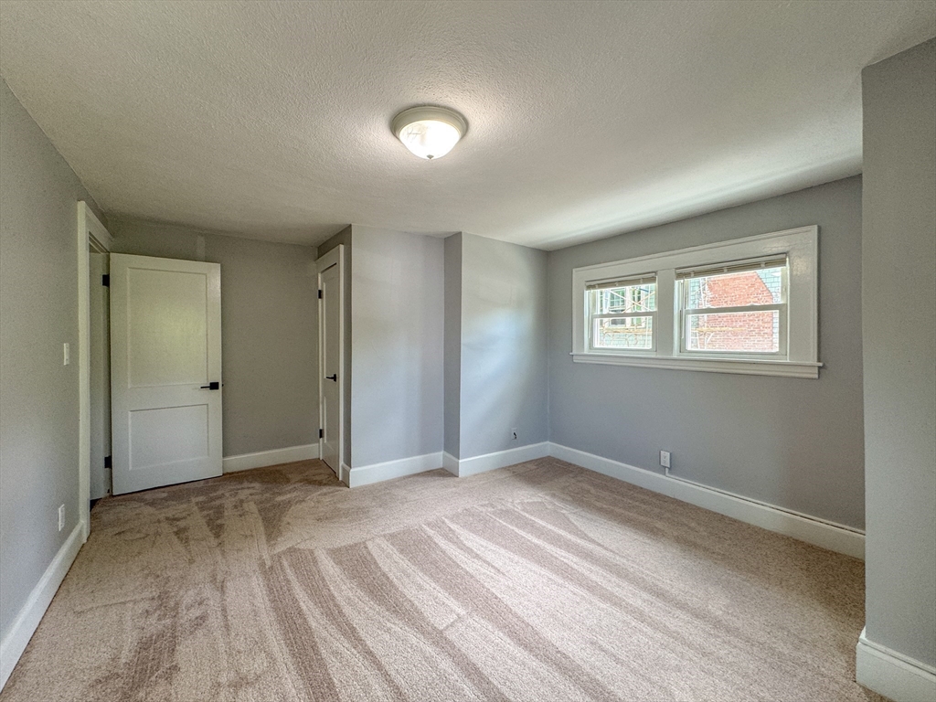 185 Leyfred Terrace Springfield, MA 01108 - Photo 14 of 35