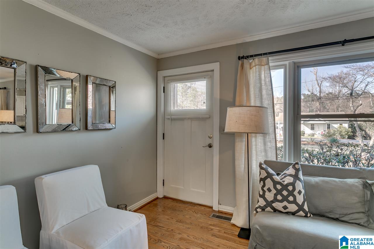 3309 Ridgely Circle Birmingham, AL 35243 - Photo 2 of 32