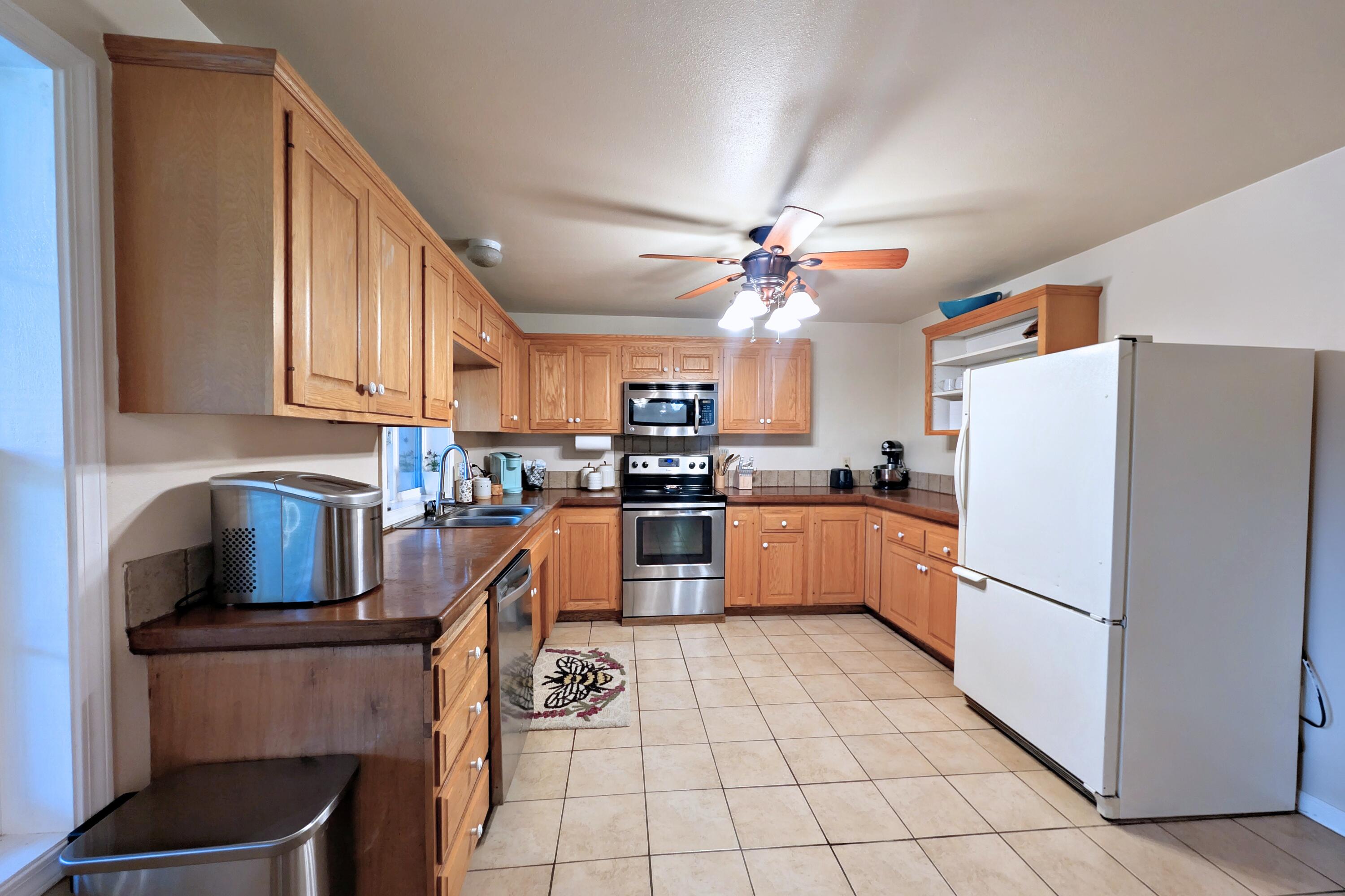 838 Ragsdale Road Trail, OR 97541 - Photo 33 of 56