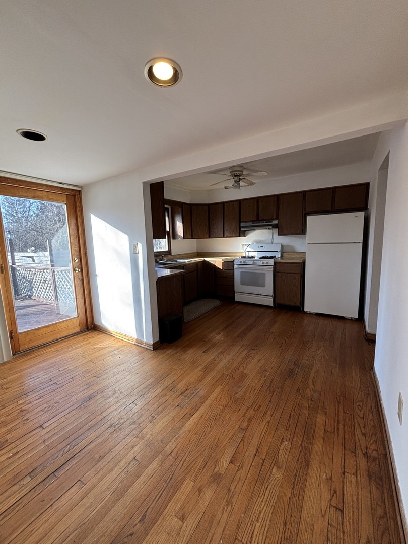 640 Pfingsten Road Northbrook, IL 60062 - Photo 12 of 35