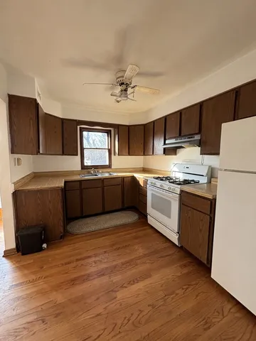 $580,000 | 640 Pfingsten Road, Northbrook, IL 60062