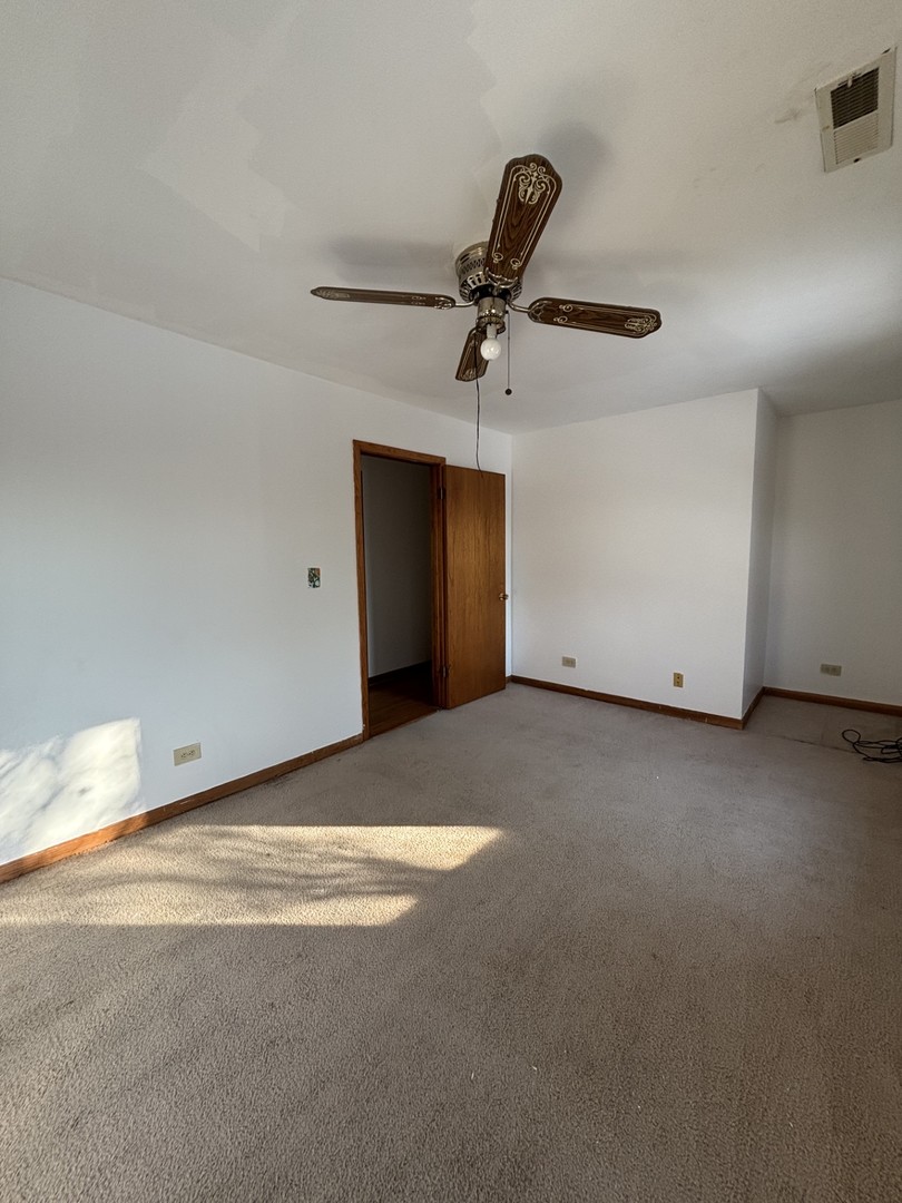 640 Pfingsten Road Northbrook, IL 60062 - Photo 24 of 35