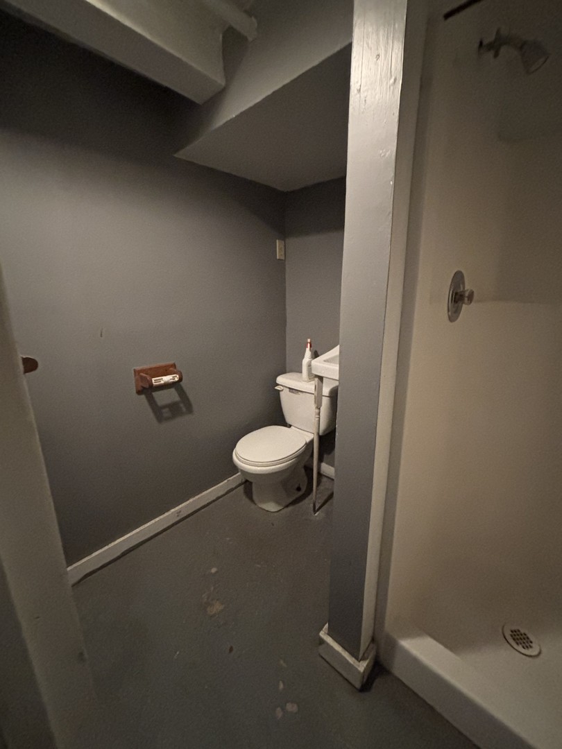 640 Pfingsten Road Northbrook, IL 60062 - Photo 26 of 35