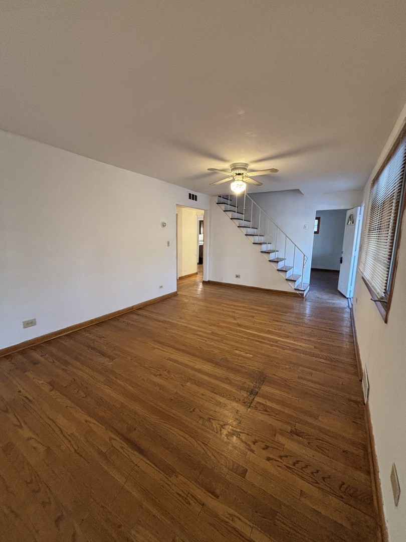 640 Pfingsten Road Northbrook, IL 60062 - Photo 4 of 35