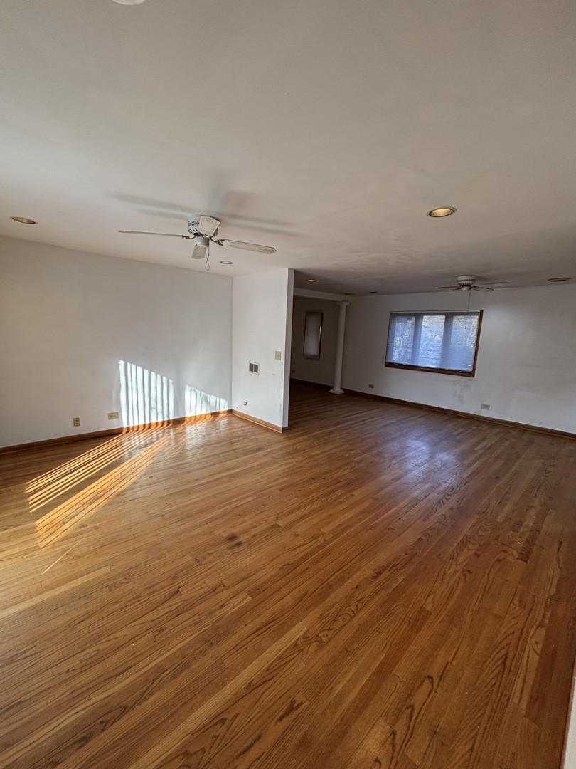 640 Pfingsten Road Northbrook, IL 60062 - Photo 6 of 35