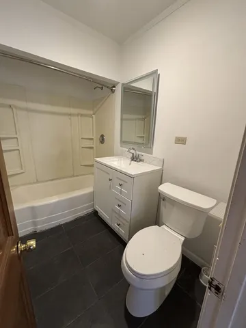 $580,000 | 640 Pfingsten Road, Northbrook, IL 60062