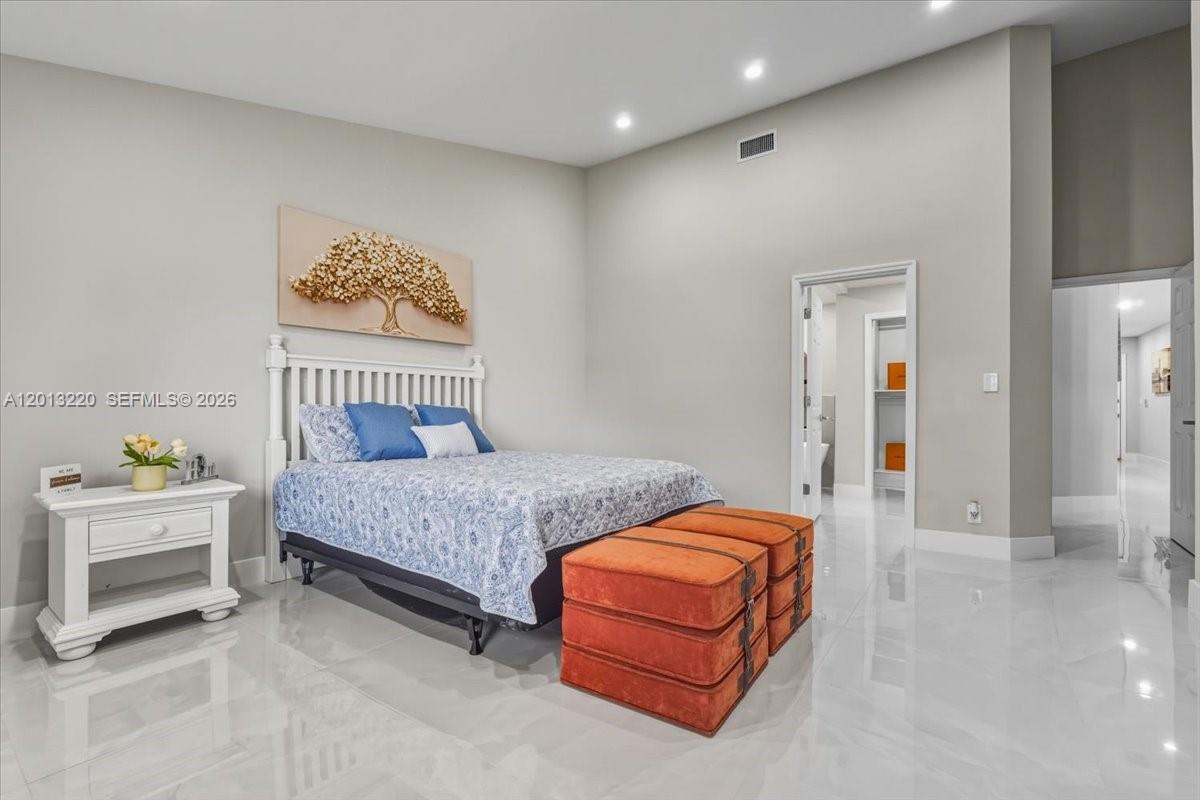 22708 Meridiana Drive Boca Raton, FL 33433 - Photo 16 of 46