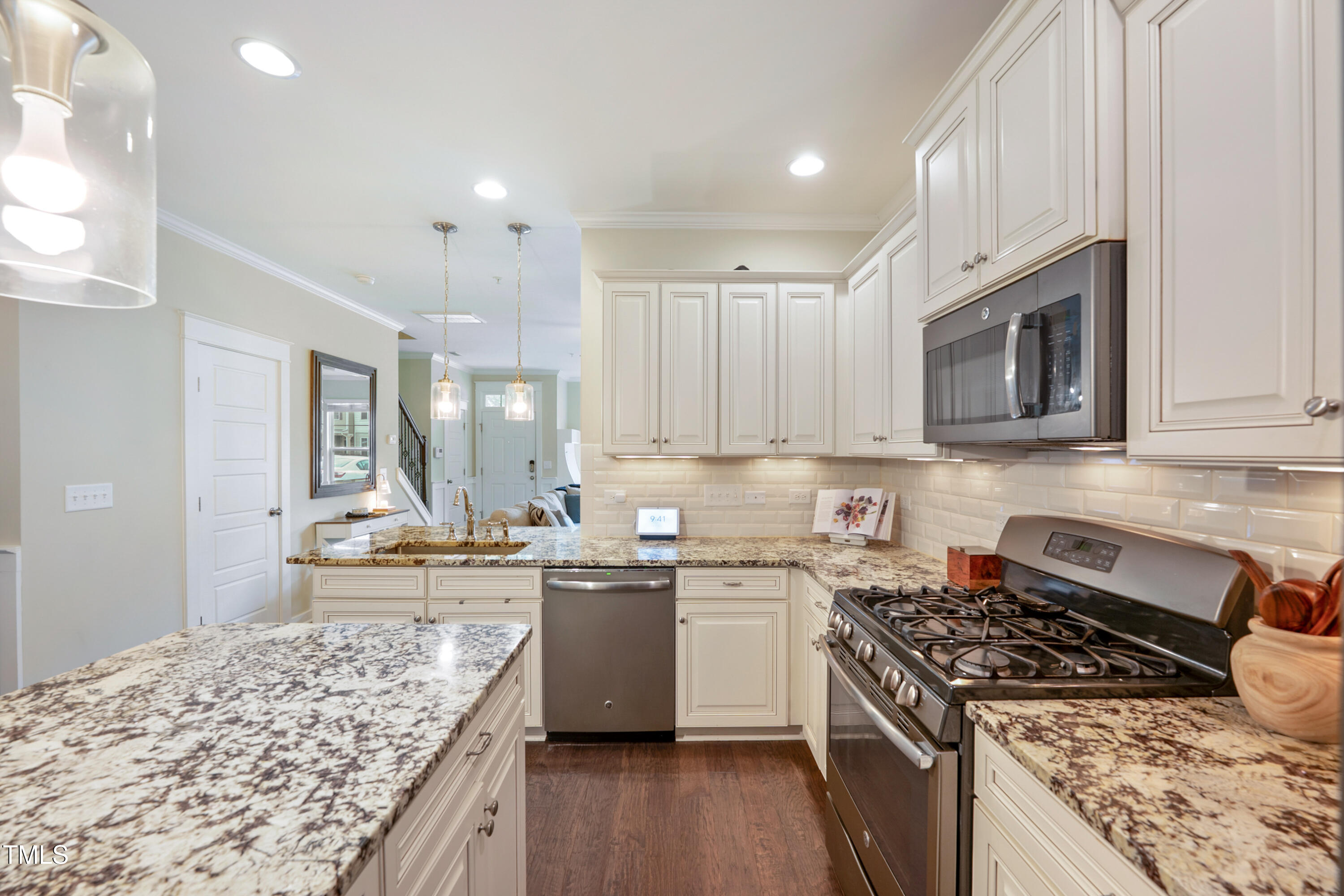 6301 Pesta Court Raleigh, NC 27612 - Photo 8 of 31 16-6301 Pesta Ct-16
