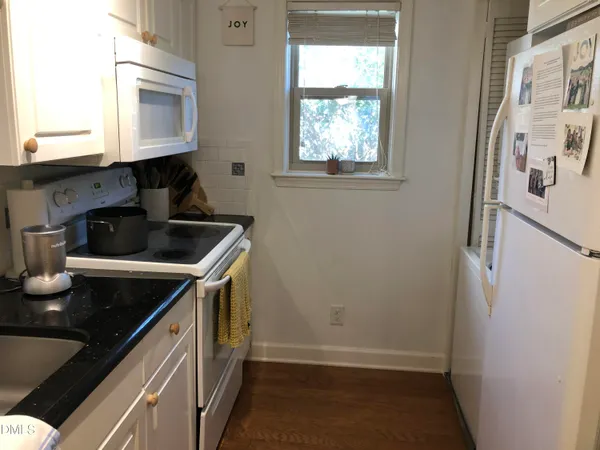 $1,610 | 1513 East Franklin Street, Unit D136, Chapel Hill, NC 27514