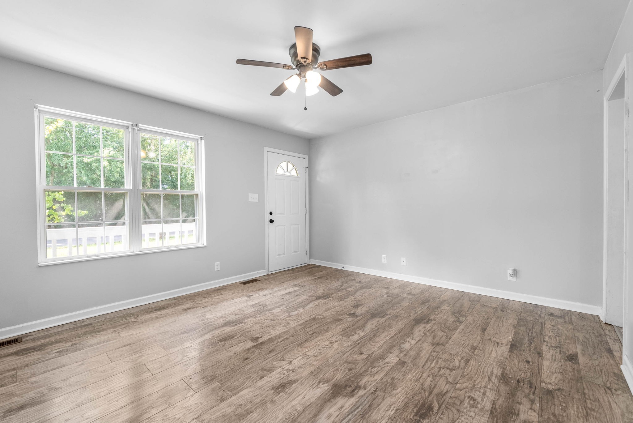 413 Carter Road Clarksville, TN 37042 - Photo 7 of 24 Gallery Image 7