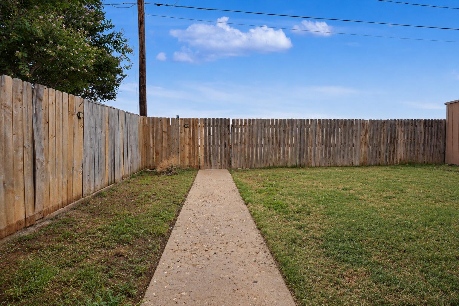 805 South 23rd Street Slaton, TX 79364 - Photo 21 of 22 ChatGPT Image Jul 14, 2026 at 07_56_09 P