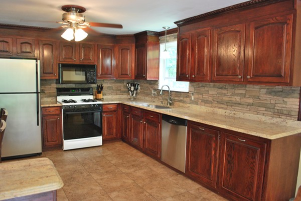19 Ridge Road Holliston, MA 01746 - Photo 7 of 20 Gallery Image 7