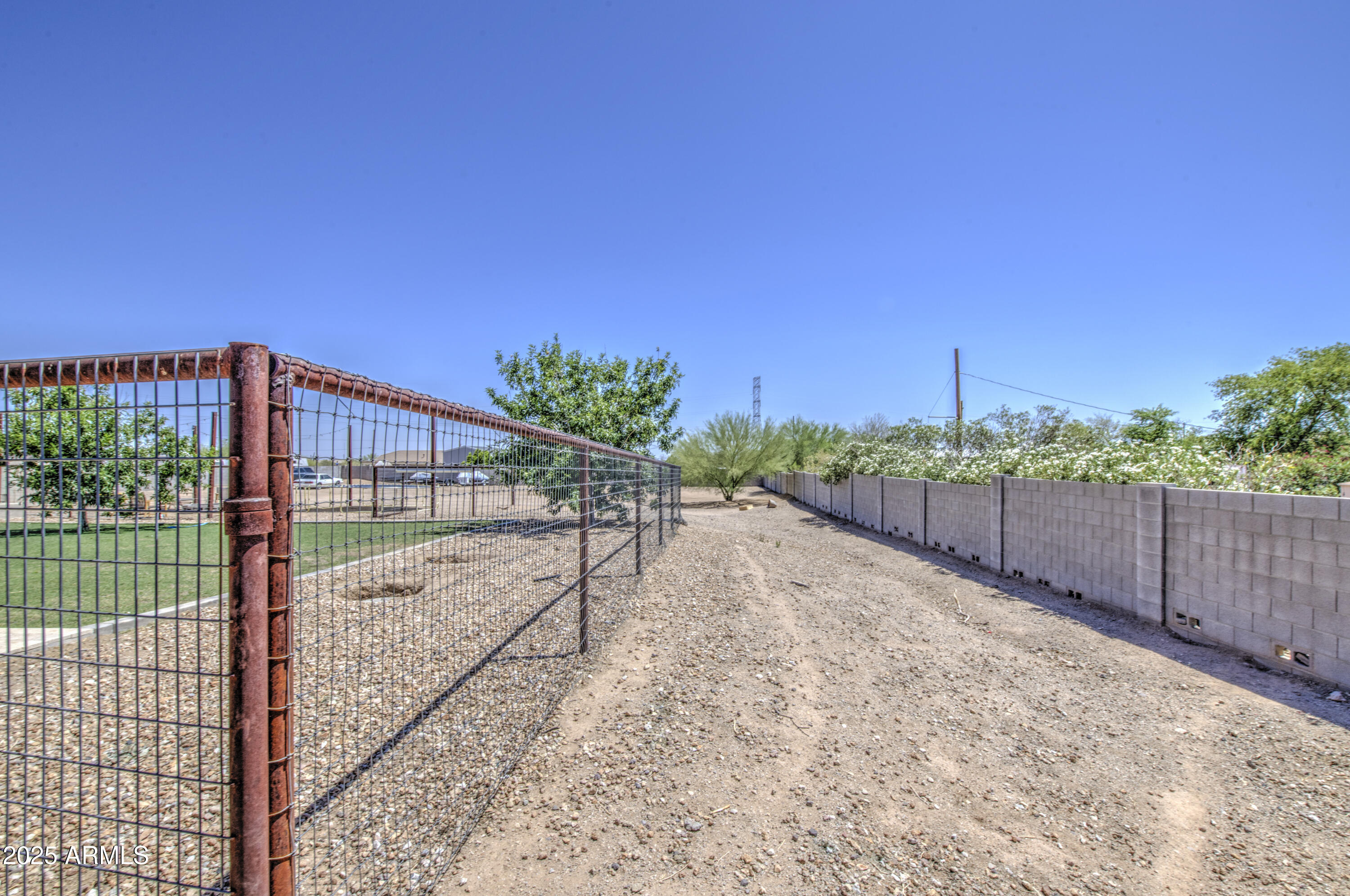 9759 East Brown Road Mesa, AZ 85207 - Photo 37 of 52 Rear 2