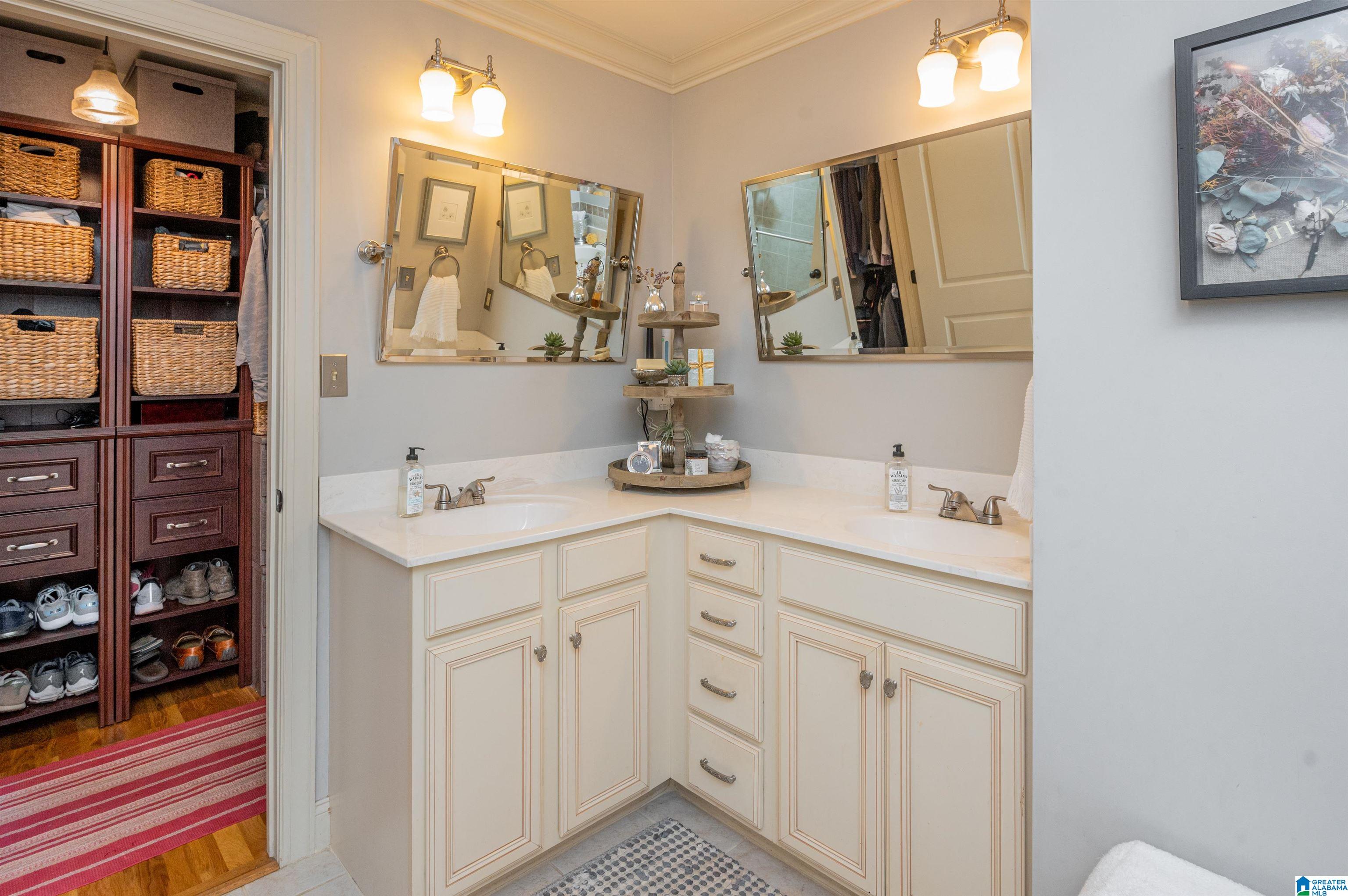 916 Highland Road Birmingham, AL 35209 - Photo 23 of 36