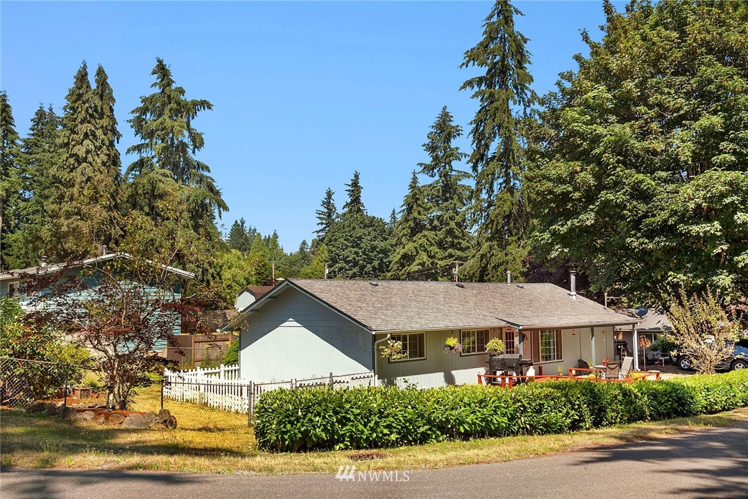 16332 Southeast 132nd Street Renton, WA 98059 - Photo 1 of 18 Gallery Image 1