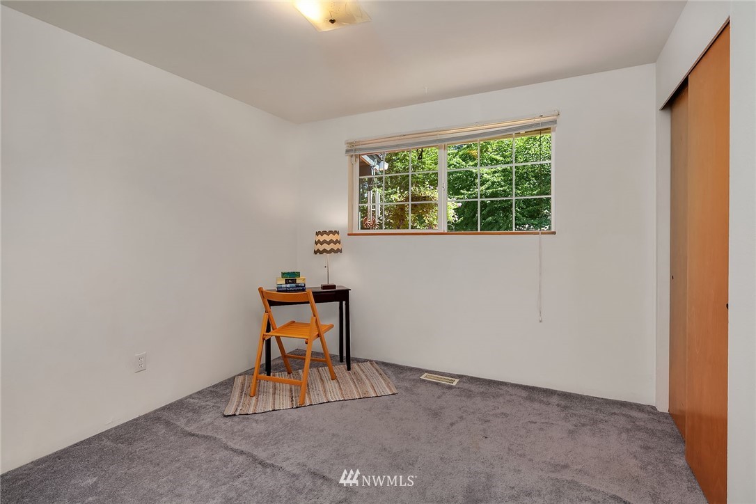 16332 Southeast 132nd Street Renton, WA 98059 - Photo 12 of 18 Gallery Image 12