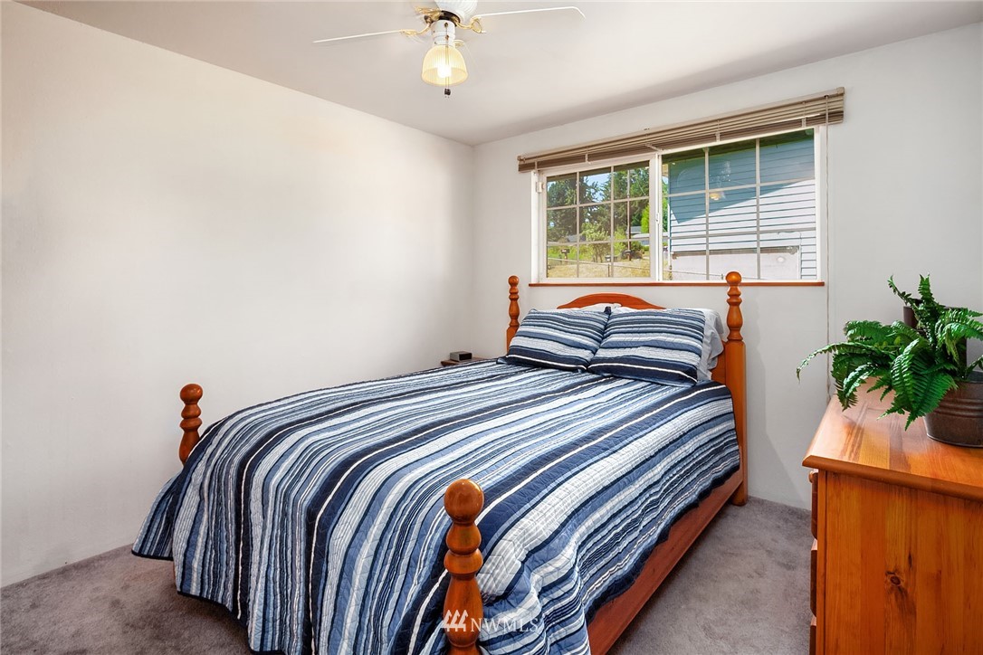 16332 Southeast 132nd Street Renton, WA 98059 - Photo 13 of 18 Gallery Image 13