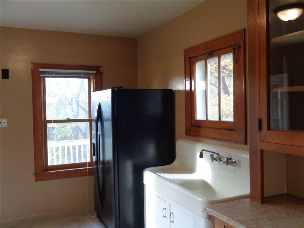 2529 Woodland Road Ambridge, PA 15003 - Photo 8 of 18 Gallery Image 8
