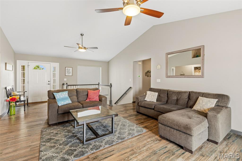 400 Mockingbird Lane Waterloo, IL 62298 - Photo 13 of 74