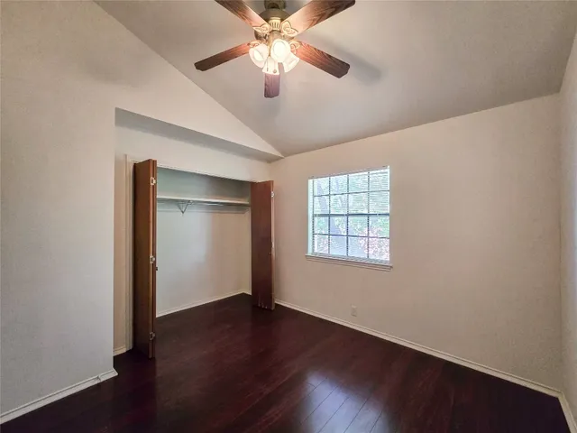 $895 | 1903 East 20th Street, Unit 301, Austin, TX 78722
