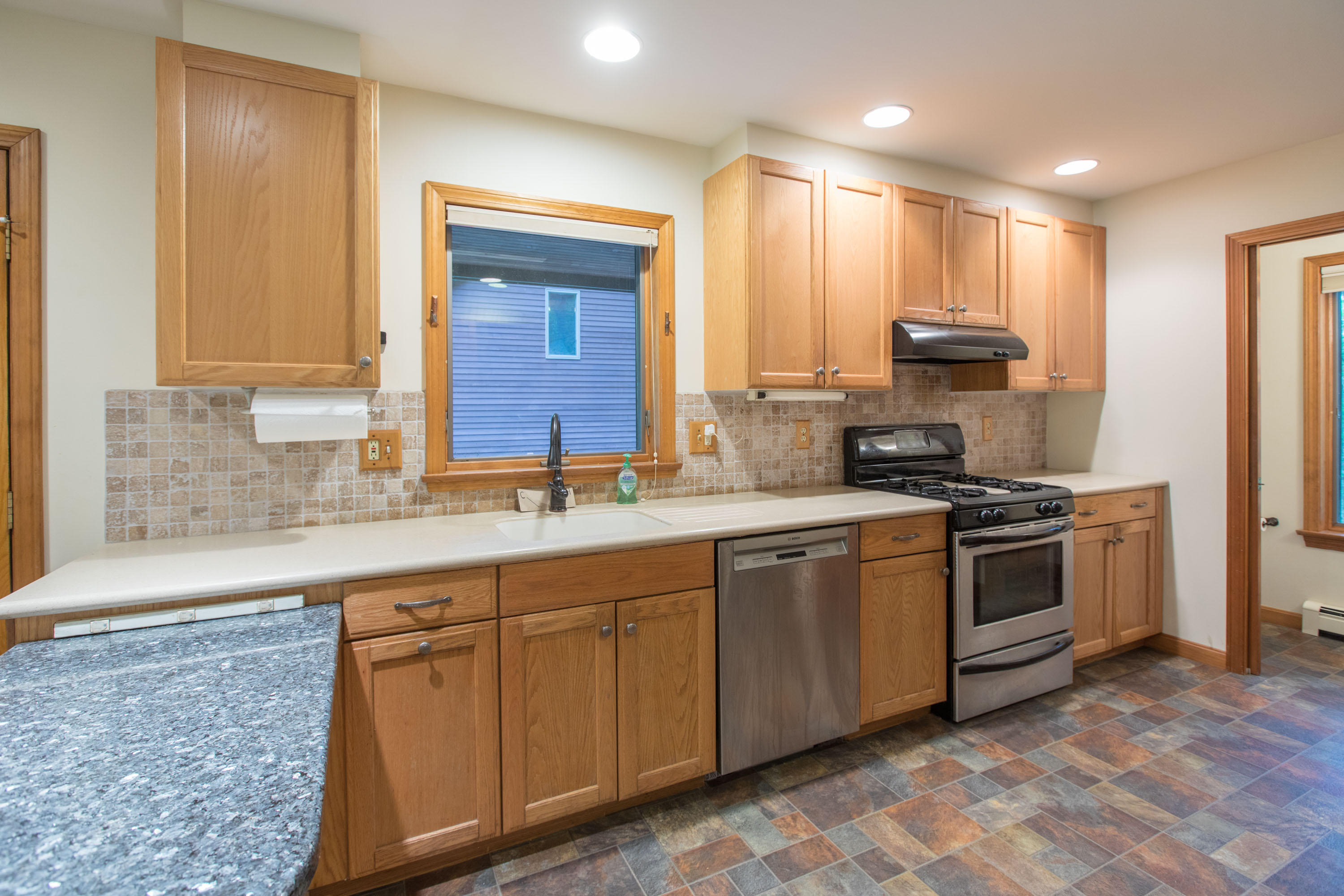 279 Melvin Heights Road Camden, ME 04843 - Photo 8 of 42 8O8A0095