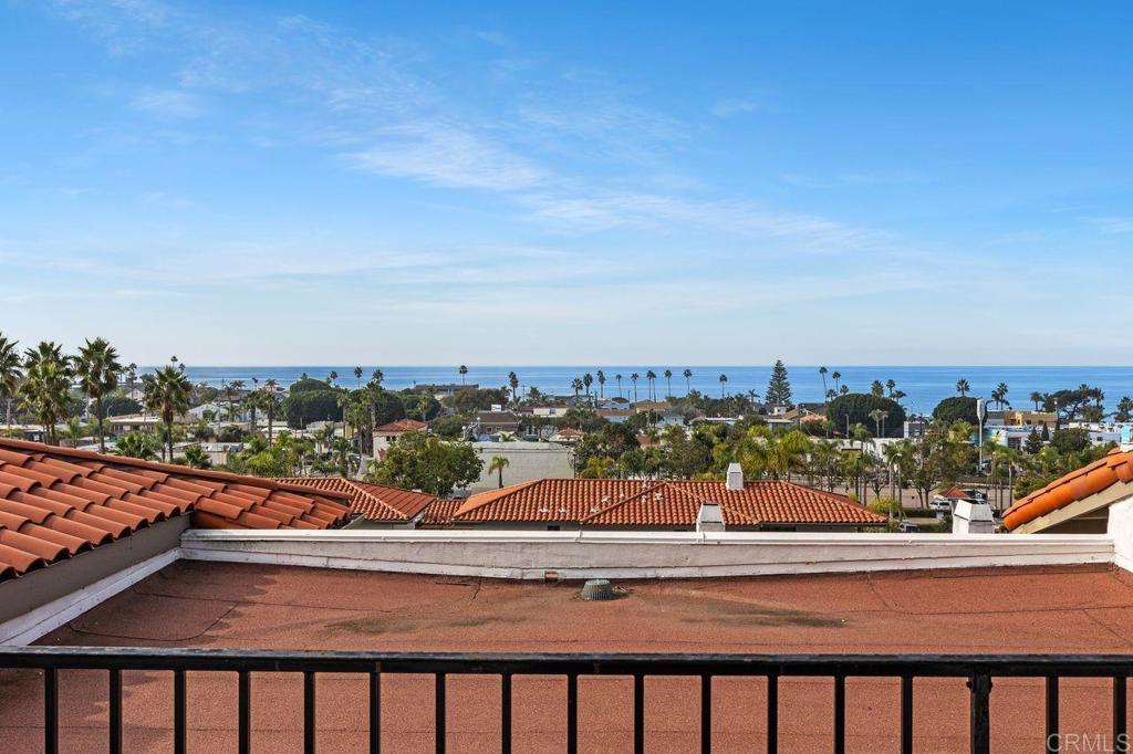 406 Paseo Pacifica Encinitas, CA 92024 - Photo 31 of 53 a view of a city from a balcony