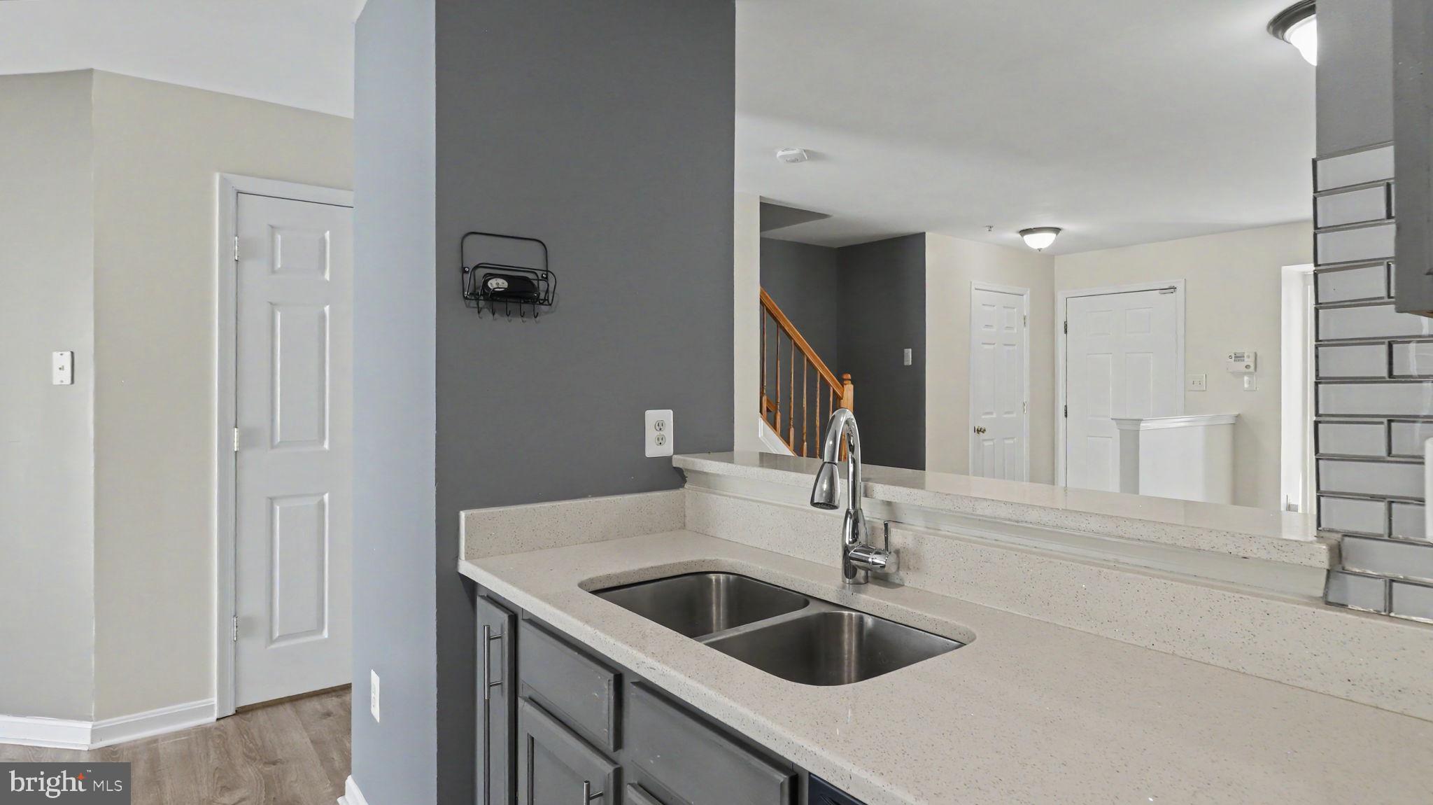 902 Vauxhall Road Hyattsville, MD 20785 - Photo 9 of 47